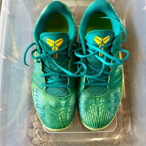 Nike Teal and Yellow Sneakers